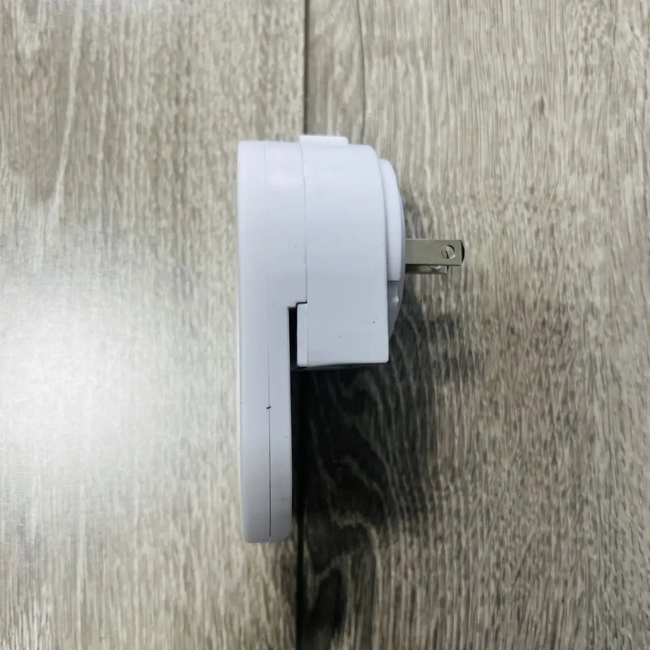 INDOOR FLY TRAP