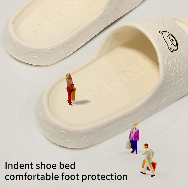 NON-SLIP BATHROOM SLIPPER